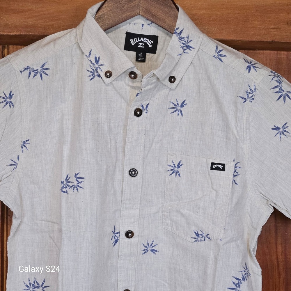 Billabong Mens Short Sleeve Button Down Shirt White Blue Botanical Print Small